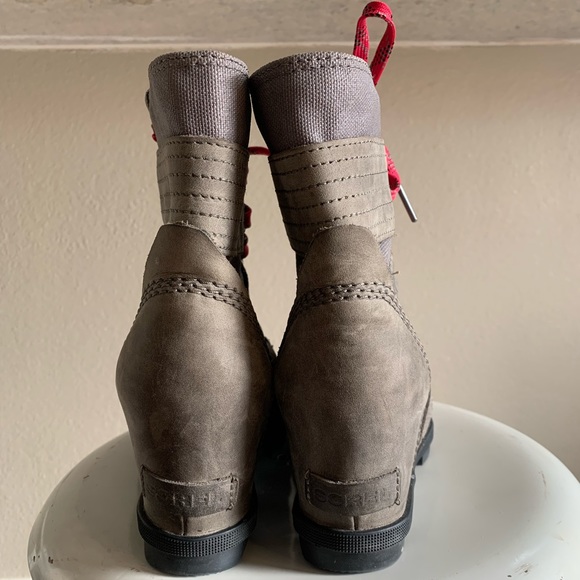 Sorel Joan of Arc wedge Sz 8 Army Green leather & canvas fun laces - Picture 3 of 9